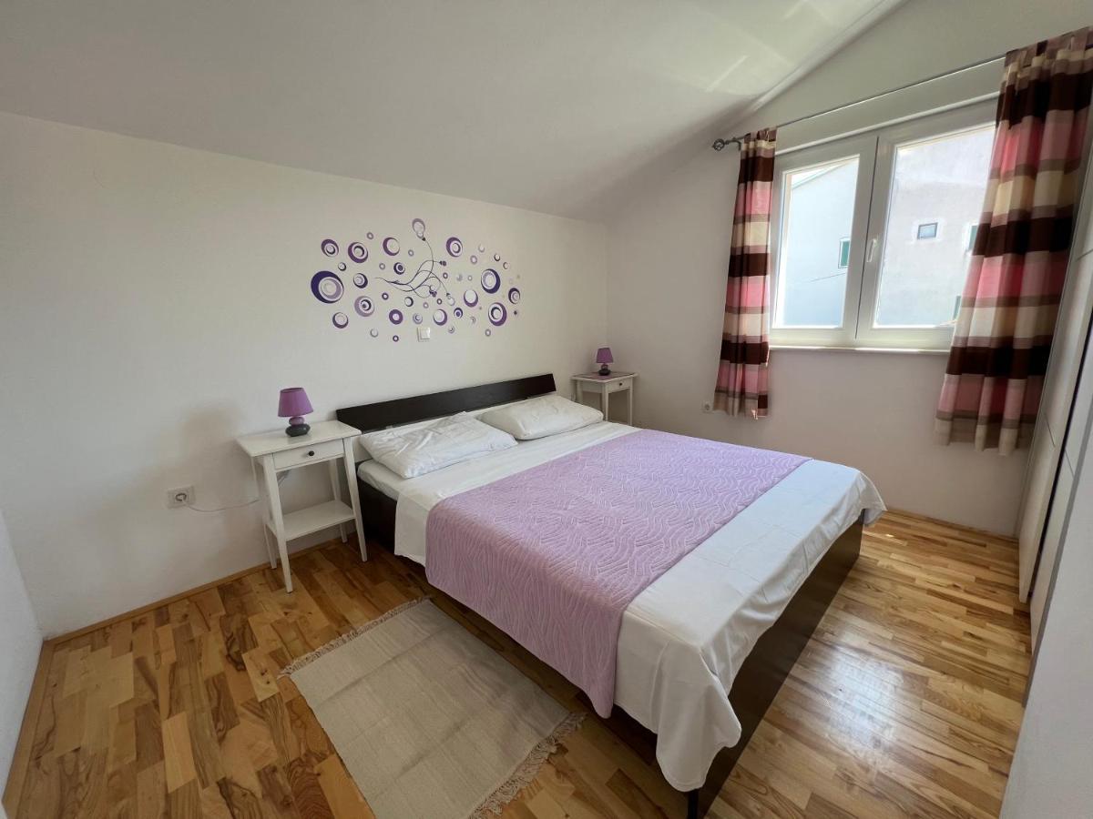 Apartmani Roje Sveti Filip I Jakov Exteriér fotografie