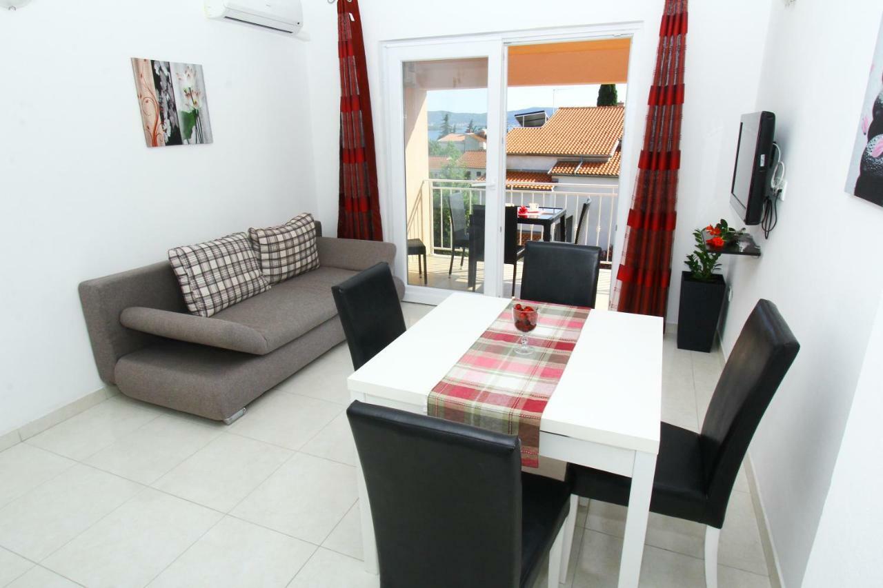 Apartmani Roje Sveti Filip I Jakov Exteriér fotografie